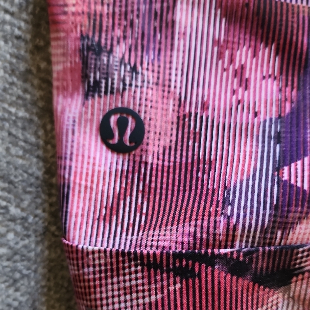 Lululemon Spring Break Away Shorts 3" Sun Dazed Multi Pink Size 6 - Picture 5 of 7